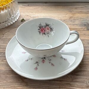 Rosebud Pink and White Floral Mug Set